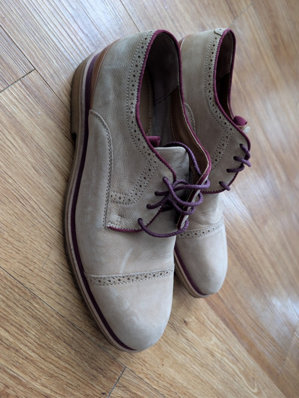 Men's Tan Suede Lace-Up Oxfords with Burgundy Accents - Picture 2 of 3